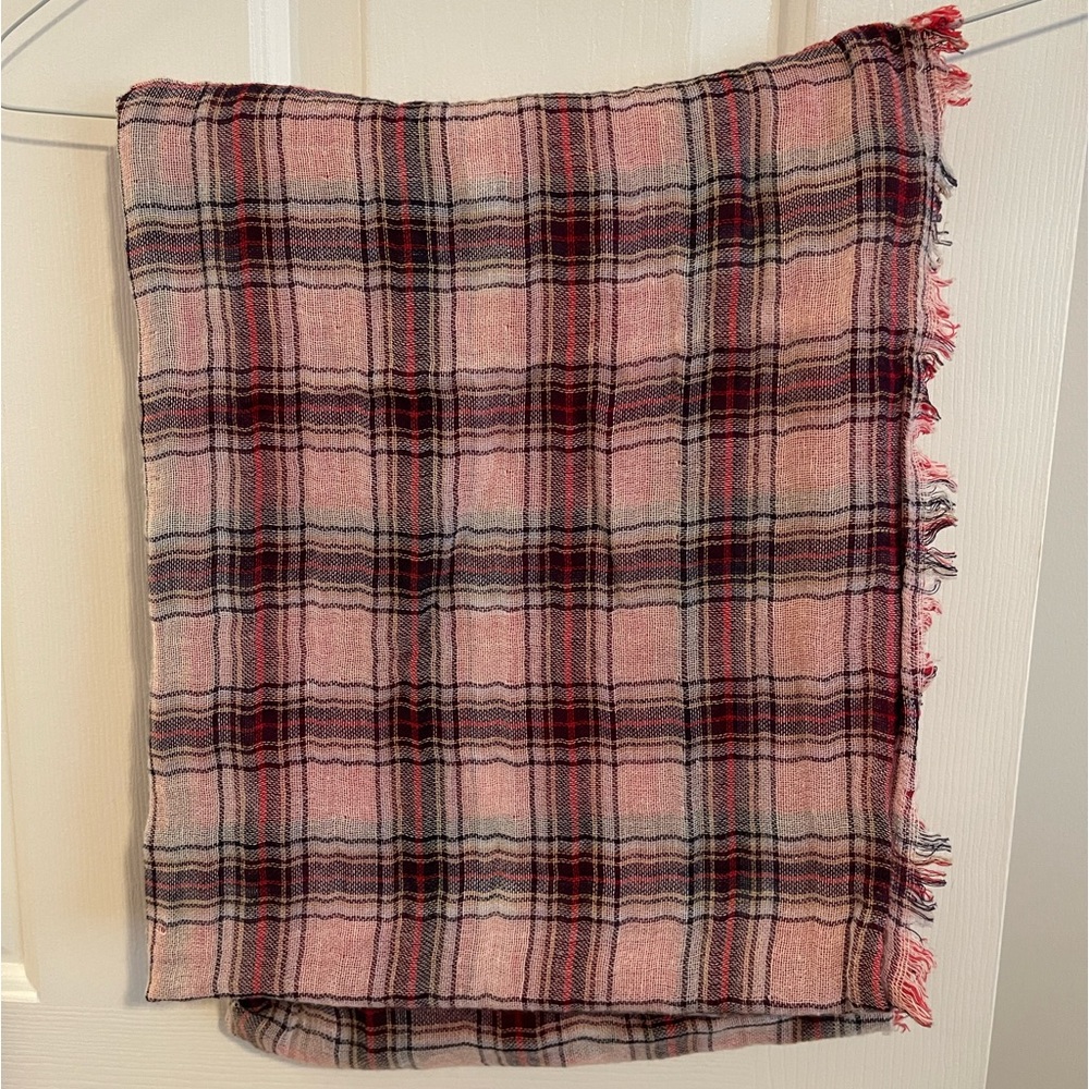 Infinity scarf. Lightweight. Very good used condition. - Picture 3 of 5
